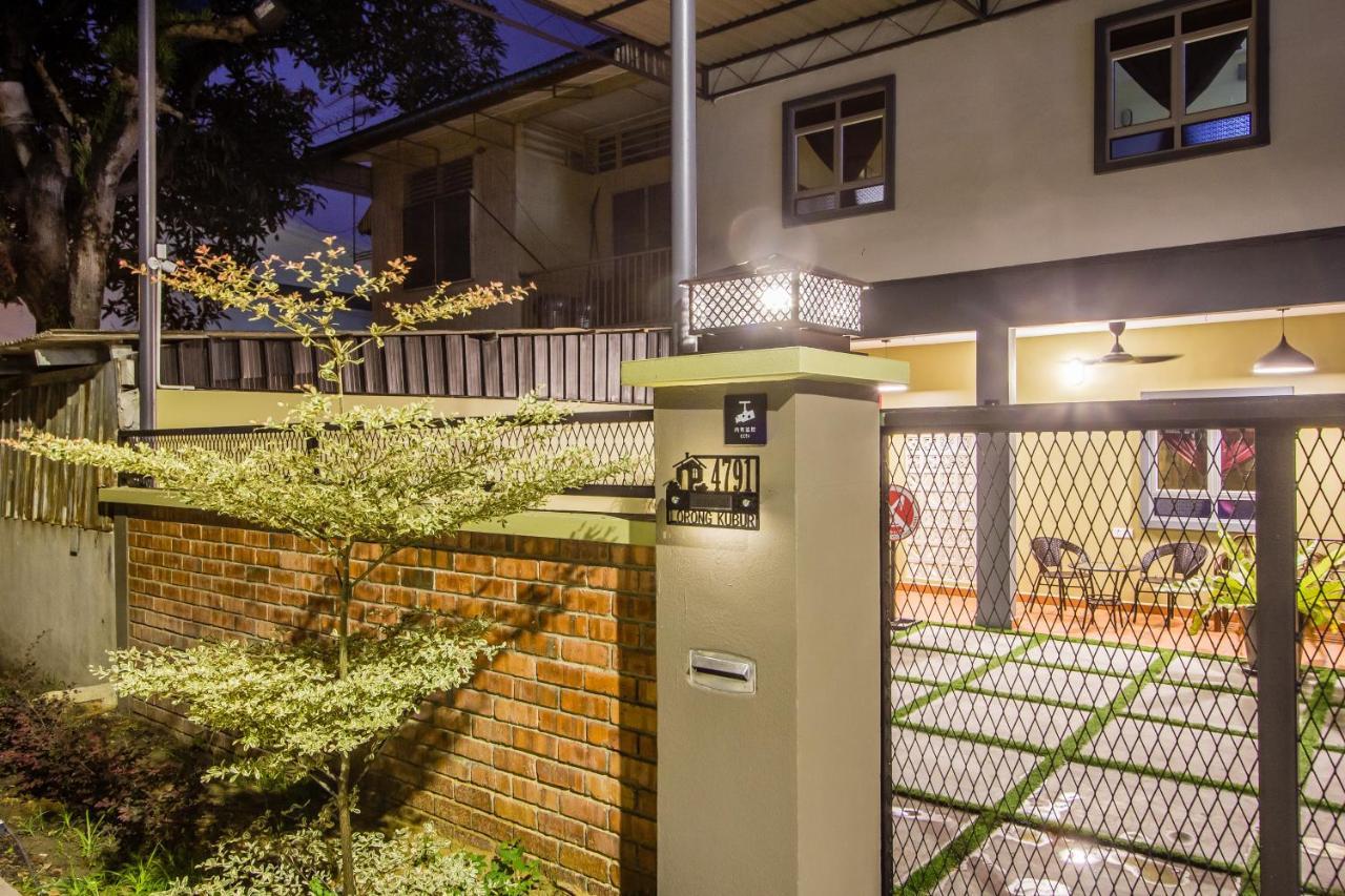 Explore 5Br Gardenhouse Retreats Butterworth Exterior photo